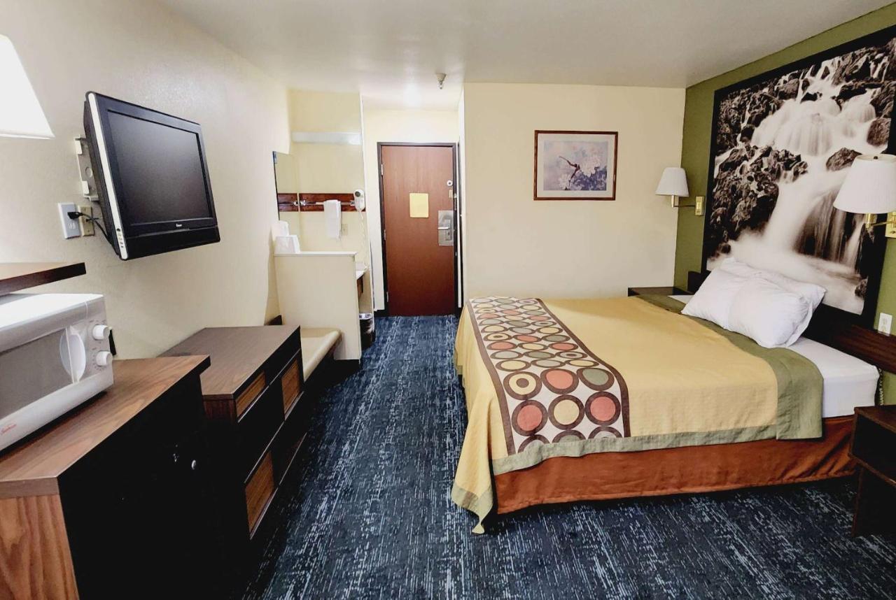 Motel Super 8 By Wyndham Rawlins Wyoming Exterior foto